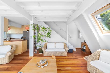 Photo of property in 23 Ranui Crescent, Diamond Harbour, Lyttelton, 8971