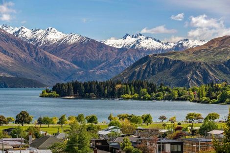 Photo of property in 3 Botting Place, Wanaka, 9305