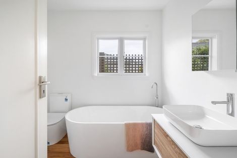 Photo of property in 21 Young Street, Somerfield, Christchurch, 8024