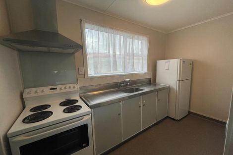Photo of property in 10/55 Apu Crescent, Lyall Bay, Wellington, 6022