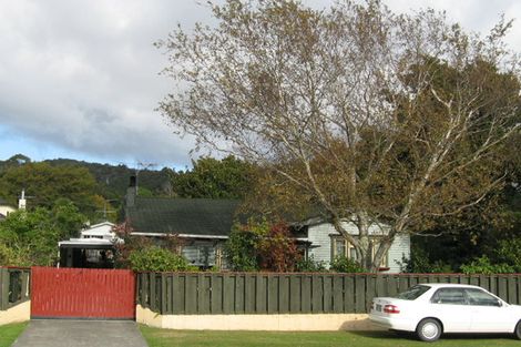 Photo of property in 4 Pempsey Street, Silverstream, Upper Hutt, 5019