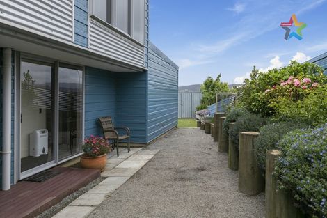 Photo of property in 22d Drummond Crescent, Kelson, Lower Hutt, 5010