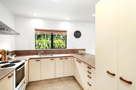 Photo of property in 73a Larsen Crescent, Tawa, Wellington, 5028