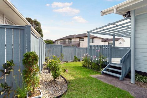 Photo of property in 1/23 Mickle Street, Te Atatu South, Auckland, 0610