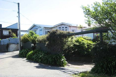 Photo of property in 28 Waru Street, Khandallah, Wellington, 6035