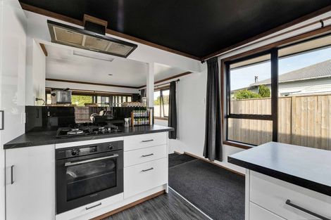 Photo of property in 126 Miranda Street, Stratford, 4332