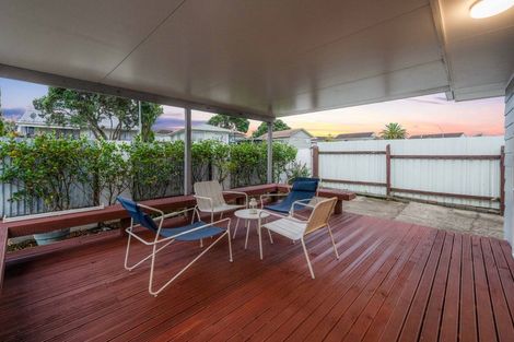 Photo of property in 11 Caserta Place, Clover Park, Auckland, 2023