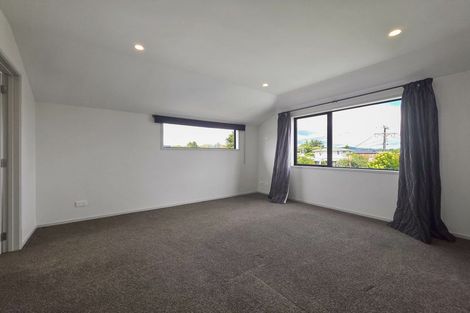 Photo of property in 55a Larnoch Road, Henderson, Auckland, 0610