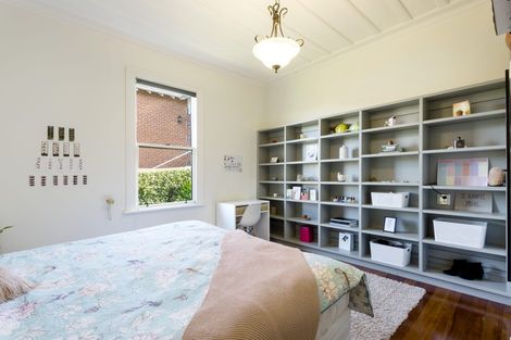 Photo of property in 35 Franklin Street, Dalmore, Dunedin, 9010