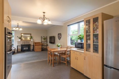 Photo of property in 6 Cobham Crescent, Waipukurau, 4200