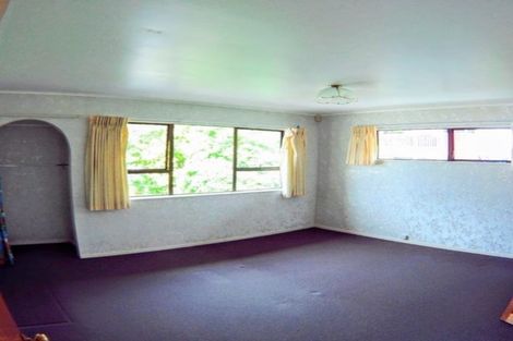 Photo of property in 2/52 Galloway Crescent, Farm Cove, Auckland, 2012