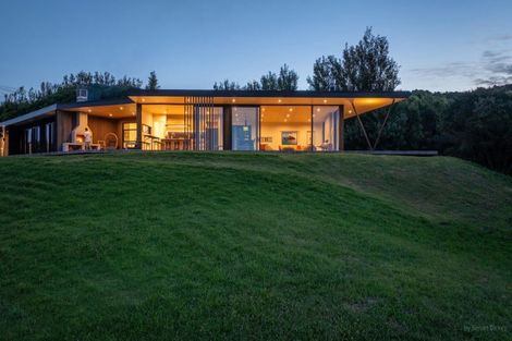 Photo of property in 215b Benseman Road, Raglan, 3296