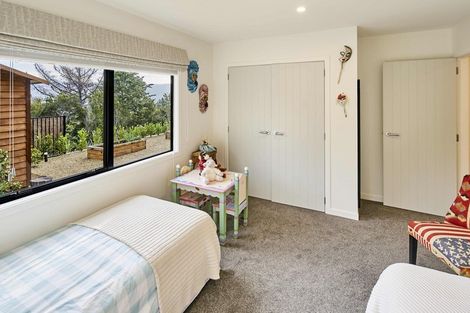 Photo of property in 45 Mount Marua Way, Timberlea, Upper Hutt, 5018