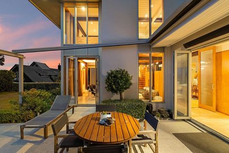 Photo of property in 6 Stormanstown Way, Seatoun, Wellington, 6022