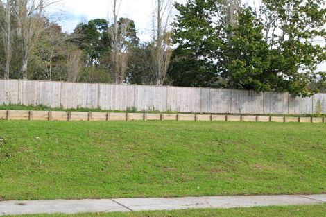 Photo of property in 38 Cherrywood Crescent, Northpark, Auckland, 2013