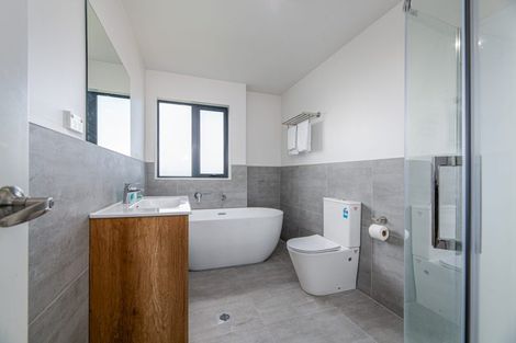 Photo of property in 6/43b Waimumu Road, Massey, Auckland, 0614