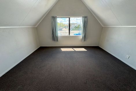 Photo of property in 30 Ngata Street, Palmerston North, 4410