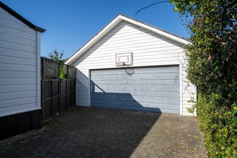 Photo of property in 41 Queen Street, Cambridge, 3434