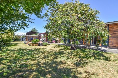 Photo of property in 22 Victoria Street, Carterton, 5713