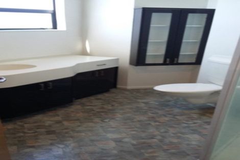 Photo of property in 52 Molyneux Close, Whitby, Porirua, 5024