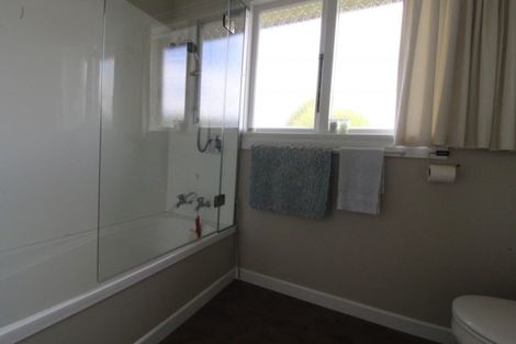 Photo of property in 65 Eglinton Street, Winton, 9720