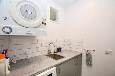 Photo of property in 22 Victoria Street, Carterton, 5713