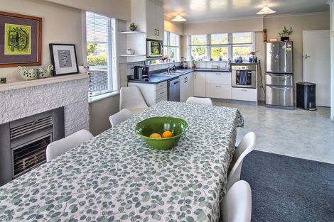 Photo of property in 1 Newall Place, Solway, Masterton, 5810