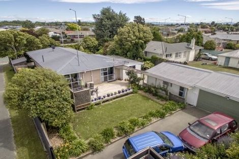 Photo of property in 28 Rosella Street, Broomfield, Christchurch, 8042