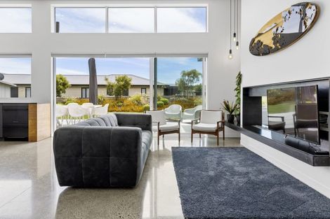 Photo of property in 8 Akatea Lane, Richmond Heights, Taupo, 3330