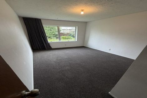 Photo of property in 5 Chatswood Place, Bishopdale, Christchurch, 8051