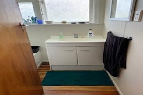 Photo of property in 60 Tremewan Street, Tawa, Wellington, 5028