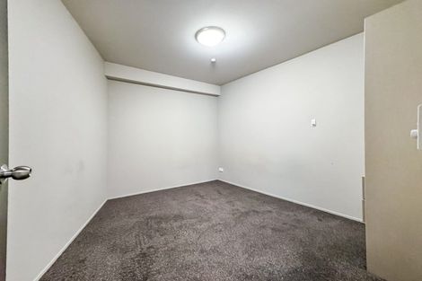 Photo of property in Sharella Living, 20 Glenmore Street, Thorndon, Wellington, 6011