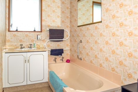 Photo of property in 2/56 Pukatea Street, Gleniti, Timaru, 7910