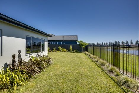 Photo of property in 28 Kaituna Place, Te Awa, Napier, 4110