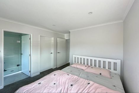 Photo of property in 116a Weatherly Road, Torbay, Auckland, 0630