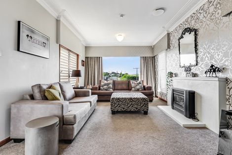 Photo of property in 12 Charles Crescent, Beerescourt, Hamilton, 3200