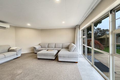 Photo of property in 37 Moa Street, Waikiwi, Invercargill, 9810