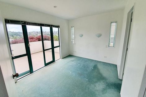 Photo of property in 2/38 Gulf View Road, Murrays Bay, Auckland, 0630