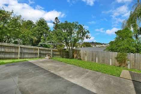 Photo of property in 27 Amorino Drive, Red Beach, 0932