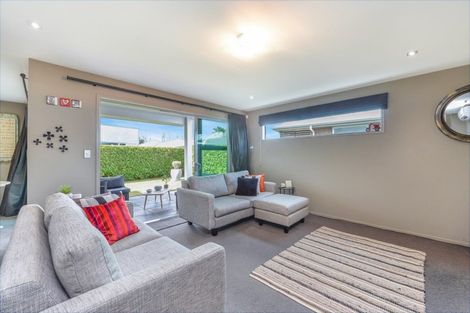 Photo of property in 396 Hukanui Road, Rototuna, Hamilton, 3210