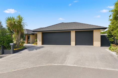 Photo of property in 8 Otupoa Way, Paraparaumu, 5032