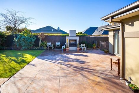 Photo of property in 28 Heathridge Place, Lincoln, 7608