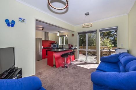 Photo of property in 877 Kahikatea Flat Road, Waitoki, Kaukapakapa, 0871