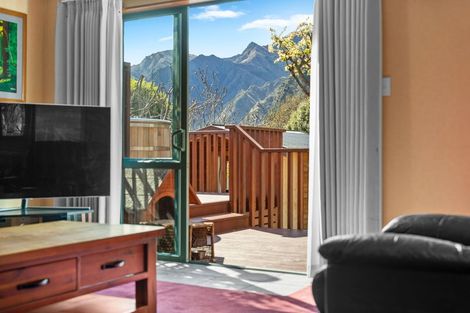 Photo of property in 10 Denniston Road, John Creek, Wanaka, 9382