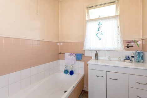 Photo of property in 104 Thomson Street, Tinwald, Ashburton, 7700