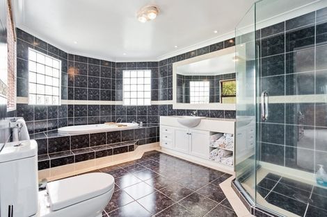 Photo of property in 9 Seacrest Drive, West Harbour, Auckland, 0618