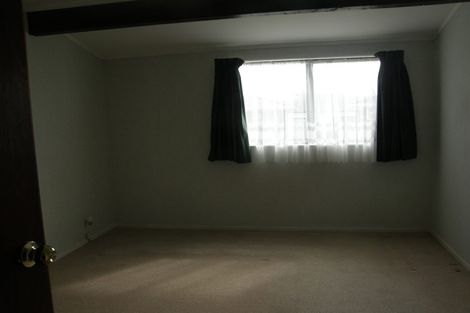 Photo of property in 2/12 Millen Avenue, Pakuranga, Auckland, 2010