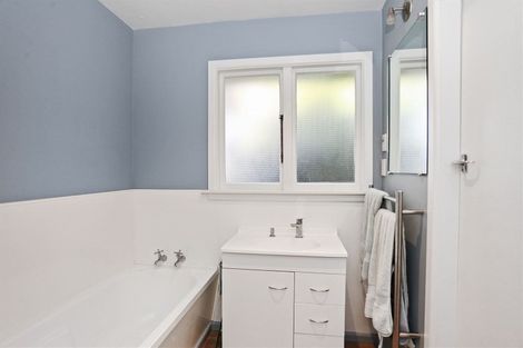 Photo of property in 1 Kingsgate Place, Burnside, Christchurch, 8053