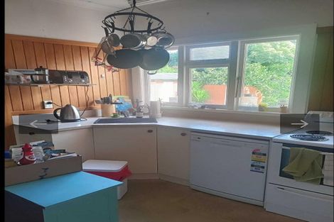 Photo of property in 28 Rangitane Street, Palmerston North, 4414