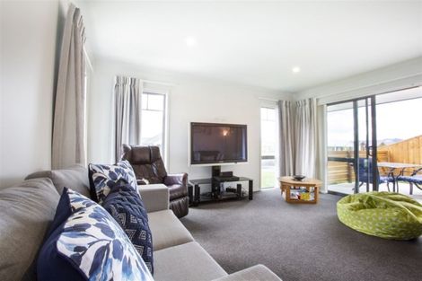 Photo of property in 56 Norfolk Drive, Cambridge, 3434